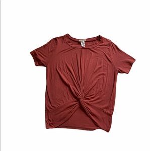 Cute crop T-shirt with middle tie